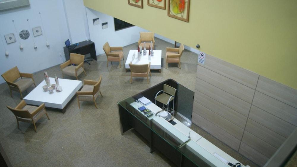 Cjc Short Stay Natal Bagian luar foto