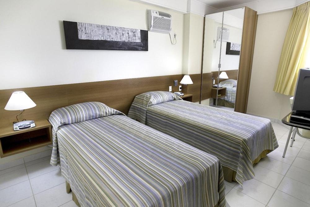 Cjc Short Stay Natal Bagian luar foto