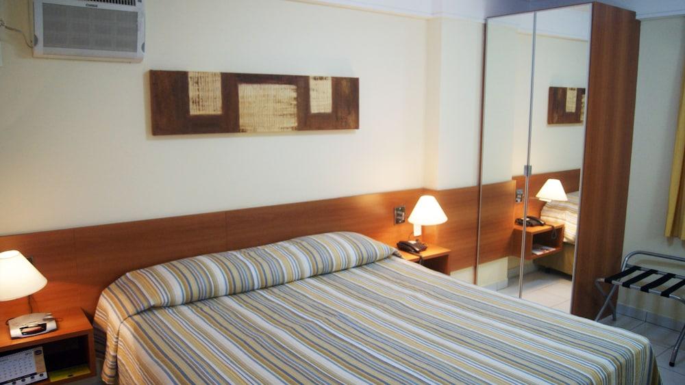 Cjc Short Stay Natal Bagian luar foto
