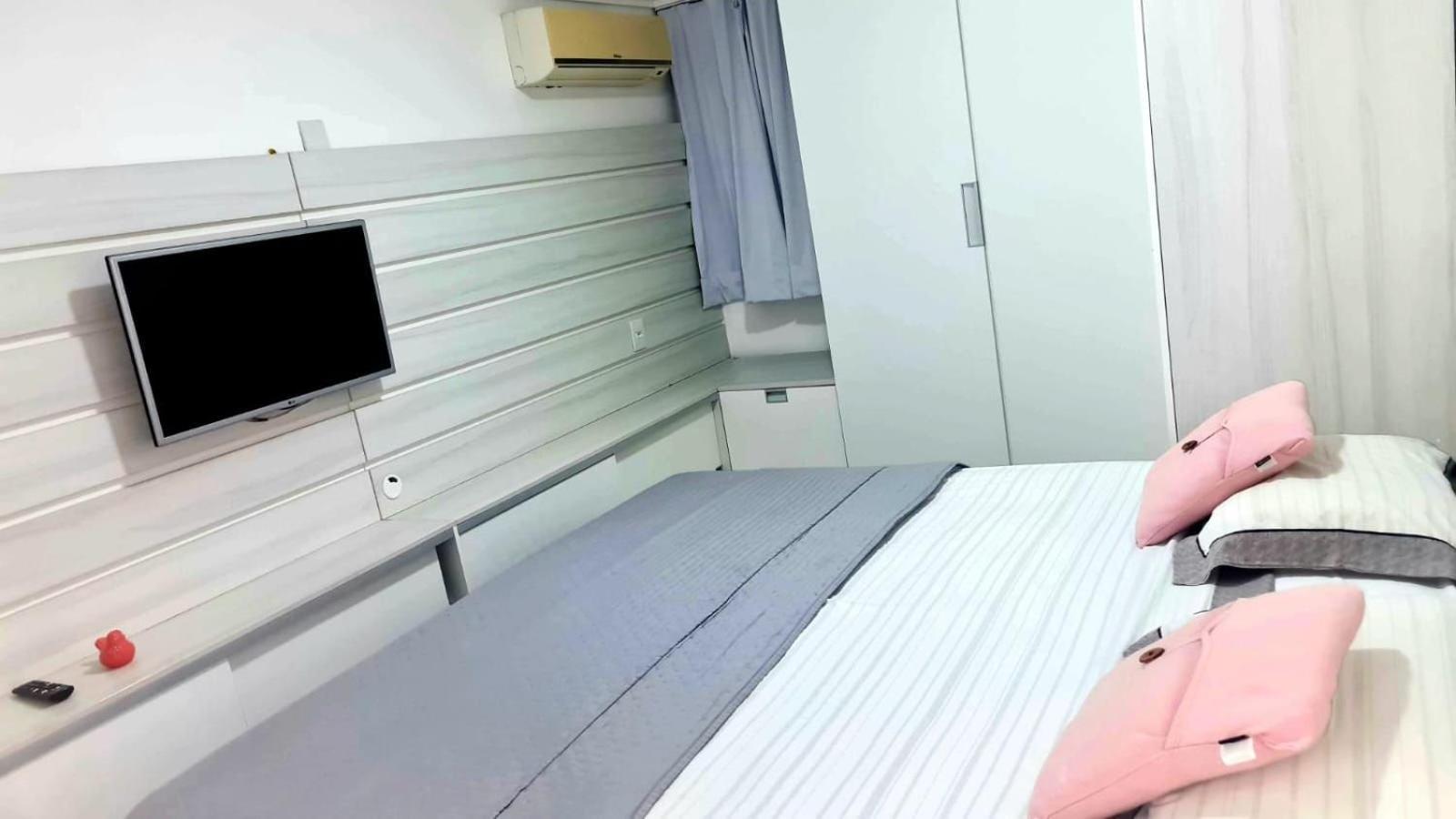 Cjc Short Stay Natal Bagian luar foto